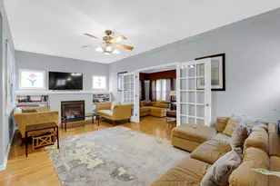 1040 N Austin Blvd, Oak Park, IL 60302 - Photo 2