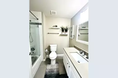 106 Pembroke Circle S #106, Lake Bluff, IL 60044 - Photo 24