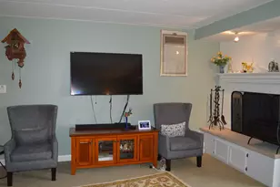 110 W Butterfield Rd, Elmhurst, IL 60126 - Photo 4