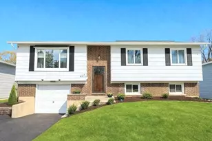 8113 Carlisle Dr, Hanover Park, IL 60133 - Photo 1