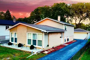 16637 Paulina St, Markham, IL 60428 - Photo 2