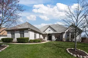 5399 S Pointe Ct, Long Grove, IL 60047 - Photo 1