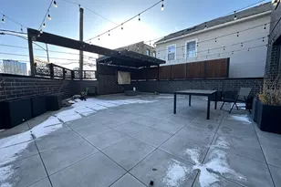 550 N Ogden Ave, Chicago, IL 60642 - Photo 6