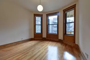3722 N Fremont St, Chicago, IL 60613 - Photo 4