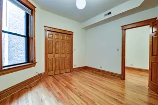 3722 N Fremont St, Chicago, IL 60613 - Photo 10