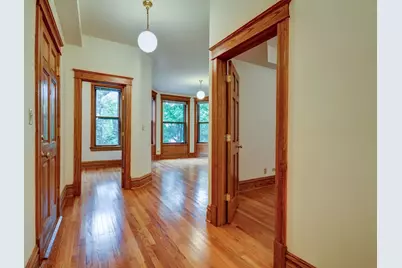 3722 N Fremont Street #2, Chicago, IL 60613 - Photo 2