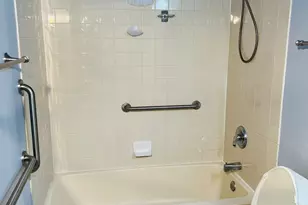 3175 Falling Waters Ln, Lindenhurst, IL 60046 - Photo 14