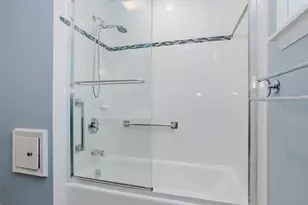 9235 Kildare Ave, Skokie, IL 60076 - Photo 22