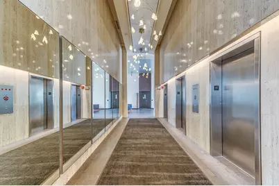 1560 N Sandburg Terrace #4009J, Chicago, IL 60610 - Photo 4