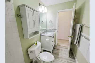 7945 Stewart Drive, Darien, IL 60561 - Photo 34