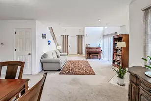 7945 Stewart Dr, Darien, IL 60561 - Photo 8