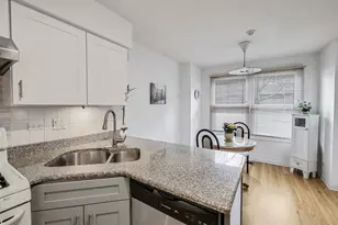 7945 Stewart Dr, Darien, IL 60561 - Photo 12