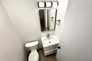 2215 Nichols Rd, Arlington Heights, IL 60004 - Photo 10