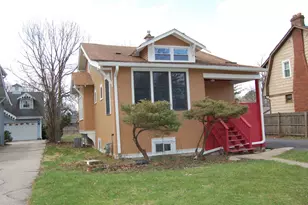 430 S Monterey Ave, Villa Park, IL 60181 - Photo 2