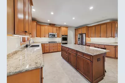 500 E Sherwood Drive, Addison, IL 60101 - Photo 12