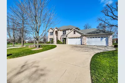 500 E Sherwood Drive, Addison, IL 60101 - Photo 2