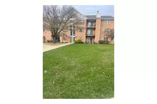 18320 Robin Ln, Homewood, IL 60430 - Photo 1