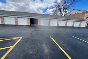 18320 Robin Ln, Homewood, IL 60430 - Photo 22