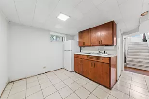 6948 W Berwyn Ave, Chicago, IL 60656 - Photo 16