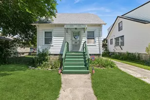 6948 W Berwyn Ave, Chicago, IL 60656 - Photo 1