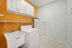 223 Quinlan Ave, Dekalb, IL 60115 - Photo 18