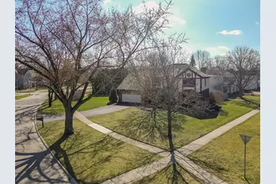2012 Somerset Lane, Wheaton, IL 60189 - Photo 36