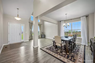 114 Abbott Court, Bartlett, IL 60103 - Photo 6