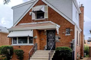 [Address not provided], Chicago, IL 60628 - Photo 2