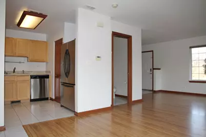 694 Lincoln Station Drive #694, Oswego, IL 60543 - Photo 6