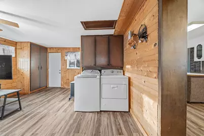 14426 Springfield Avenue, Midlothian, IL 60445 - Photo 18