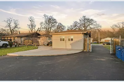 14426 Springfield Avenue, Midlothian, IL 60445 - Photo 22