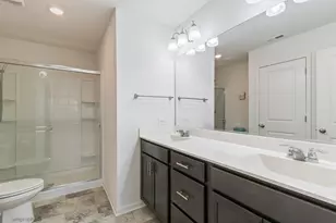 724 Wellington Ln, Cary, IL 60013 - Photo 12