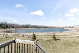 724 Wellington Ln, Cary, IL 60013 - Photo 20