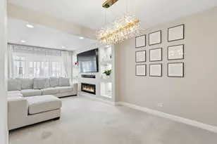 1936 Whitingham Ln, Hoffman Estates, IL 60169 - Photo 6