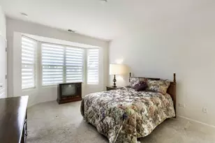 3321 Rockwell Cir, Mundelein, IL 60060 - Photo 10