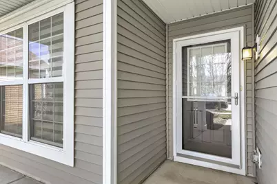 3321 Rockwell Circle, Mundelein, IL 60060 - Photo 2