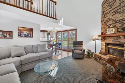 1013 Iroquois Avenue, Naperville, IL 60563 - Photo 12