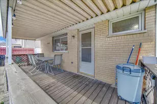 7305 W 75th St, Bridgeview, IL 60455 - Photo 18