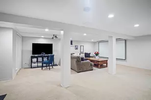 216 E Fremont Ave, Elmhurst, IL 60126 - Photo 20