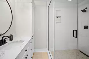 216 E Fremont Ave, Elmhurst, IL 60126 - Photo 14