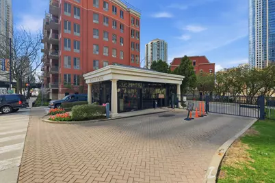 449 N Clinton Street, Chicago, IL 60654 - Photo 22