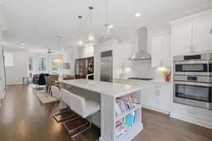 449 N Clinton St, Chicago, IL 60654 - Photo 4