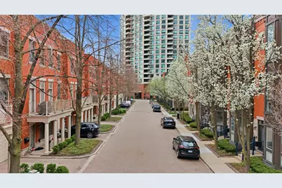 449 N Clinton Street, Chicago, IL 60654 - Photo 18