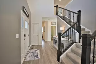 574 Coach Rd, Yorkville, IL 60560 - Photo 4