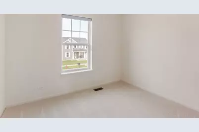 32062 Savannah Drive, Lakemoor, IL 60051 - Photo 18