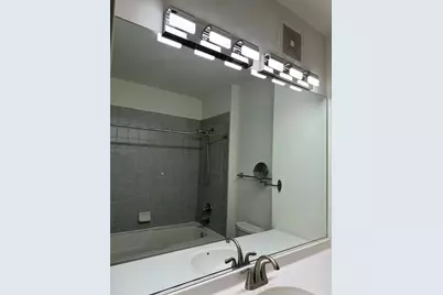 [Address not provided], Chicago, IL 60606 - Photo 12