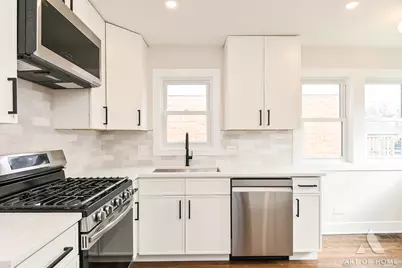 10455 S Whipple Street, Chicago, IL 60655 - Photo 4