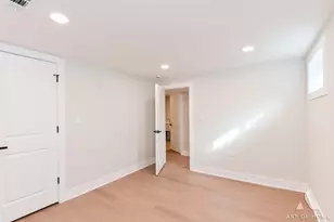 10455 S Whipple St, Chicago, IL 60655 - Photo 28