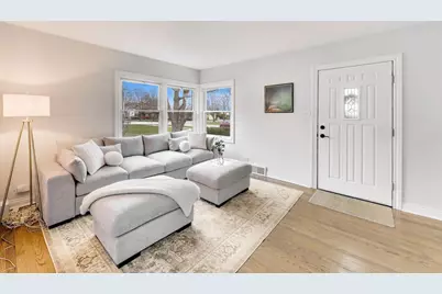 408 S Maple Street, Itasca, IL 60143 - Photo 2