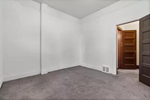 632 E 112th St, Chicago, IL 60628 - Photo 14